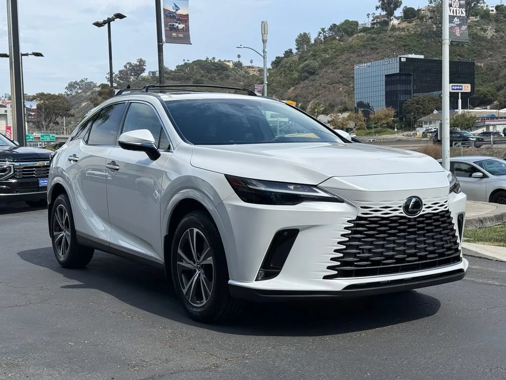Used 2024 White Lexus RX 350 image 5