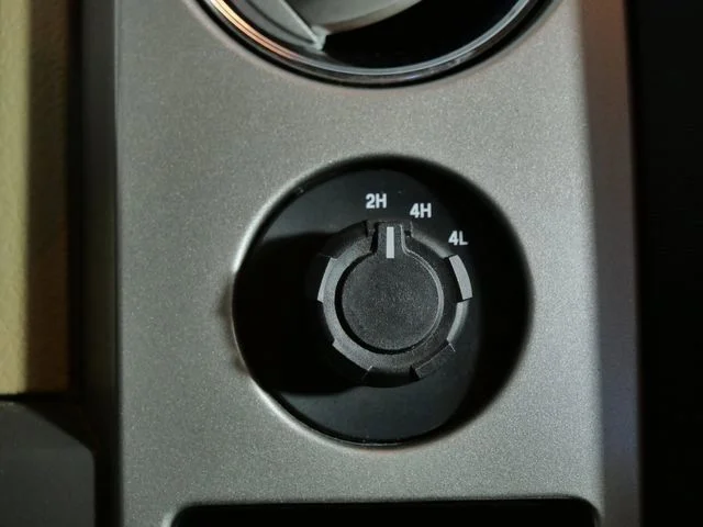 Used 2014 Blue Ford XLT image 24