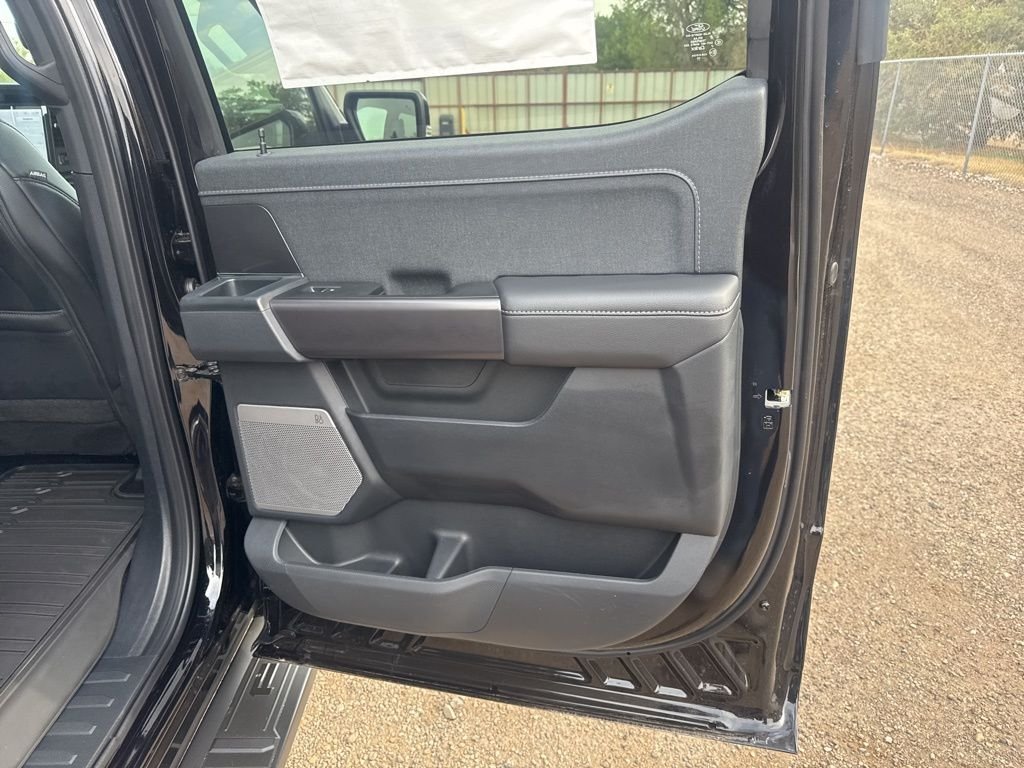 New 2026 Agate Black Metallic Ford Lariat image 33