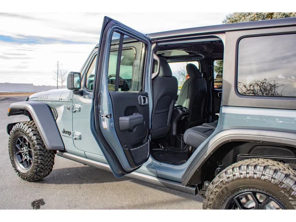 2026 Jeep Wrangler 4-Door Willys - Photo 37