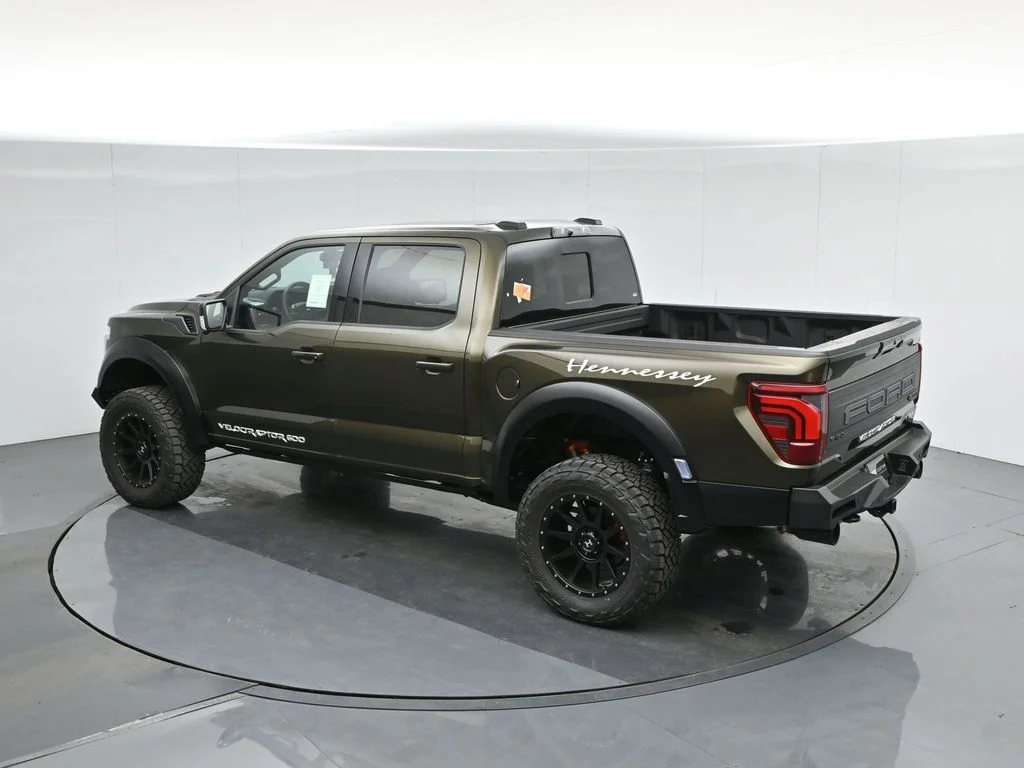 New 2025 Shelter Green Ford Raptor image 45