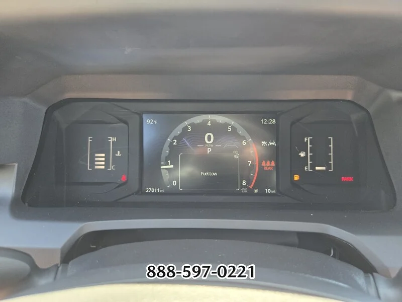 Used 2025 Underground TOYOTA SR5 image 30