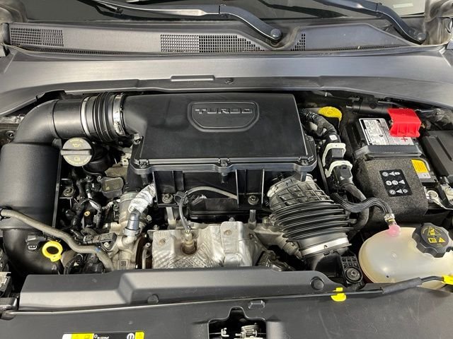 Used 2023 Gray Jeep Limited image 45