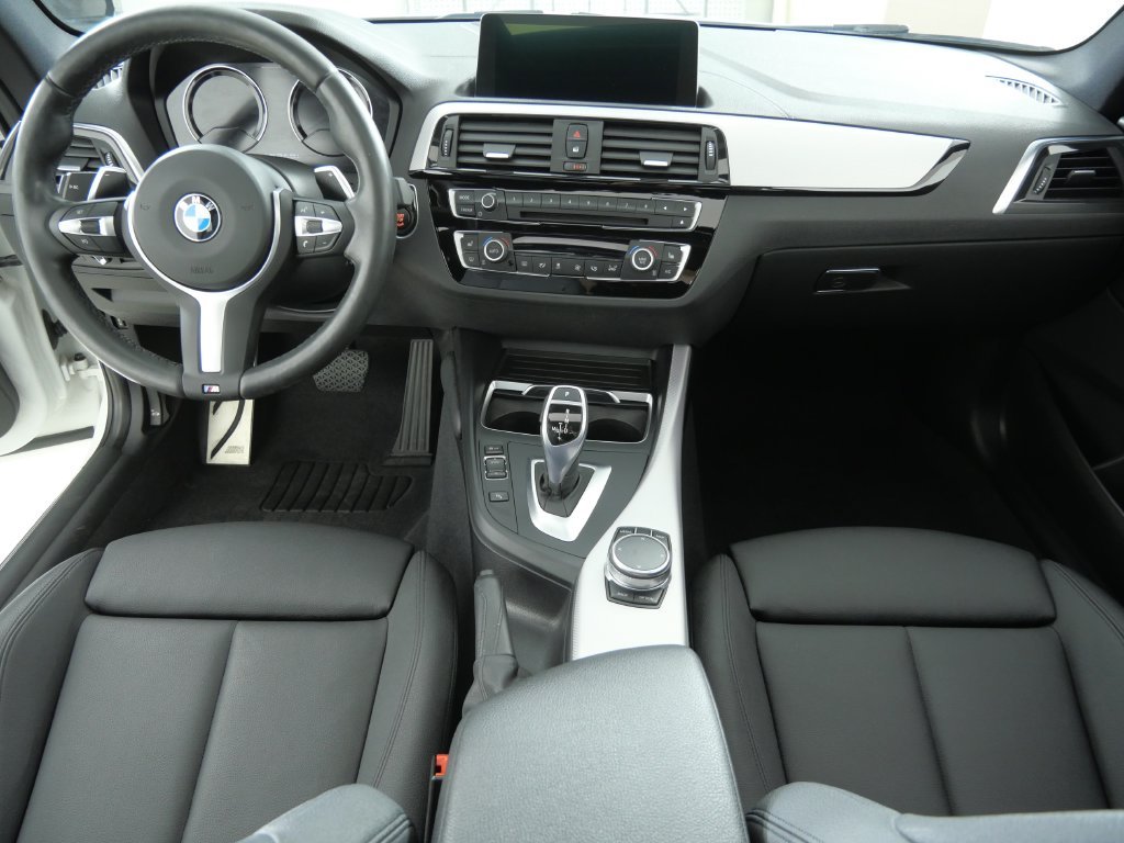 Used 2018 Alpine White BMW M240i image 6