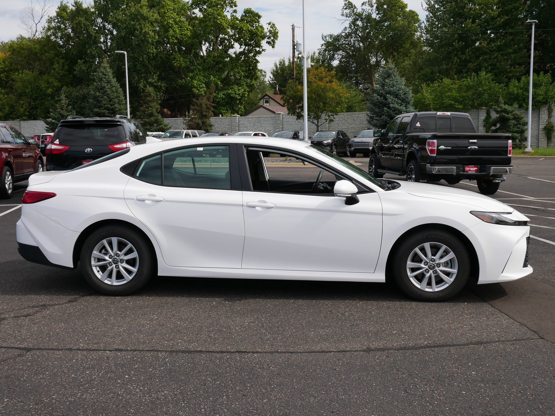 Used 2026 Ice Cap Toyota LE image 8