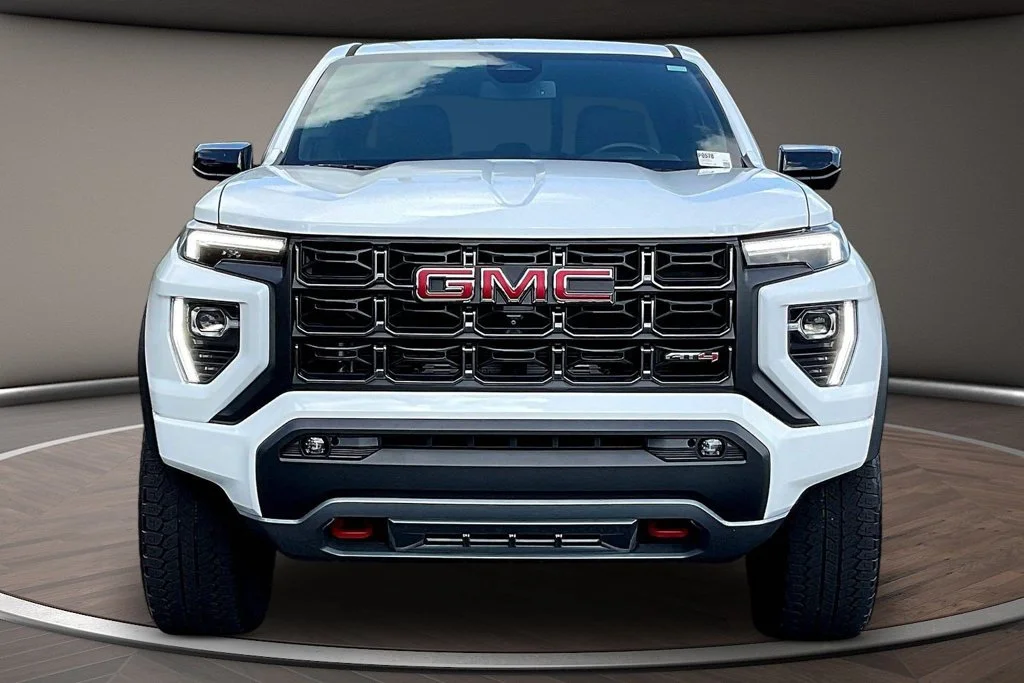 2024 GMC Canyon