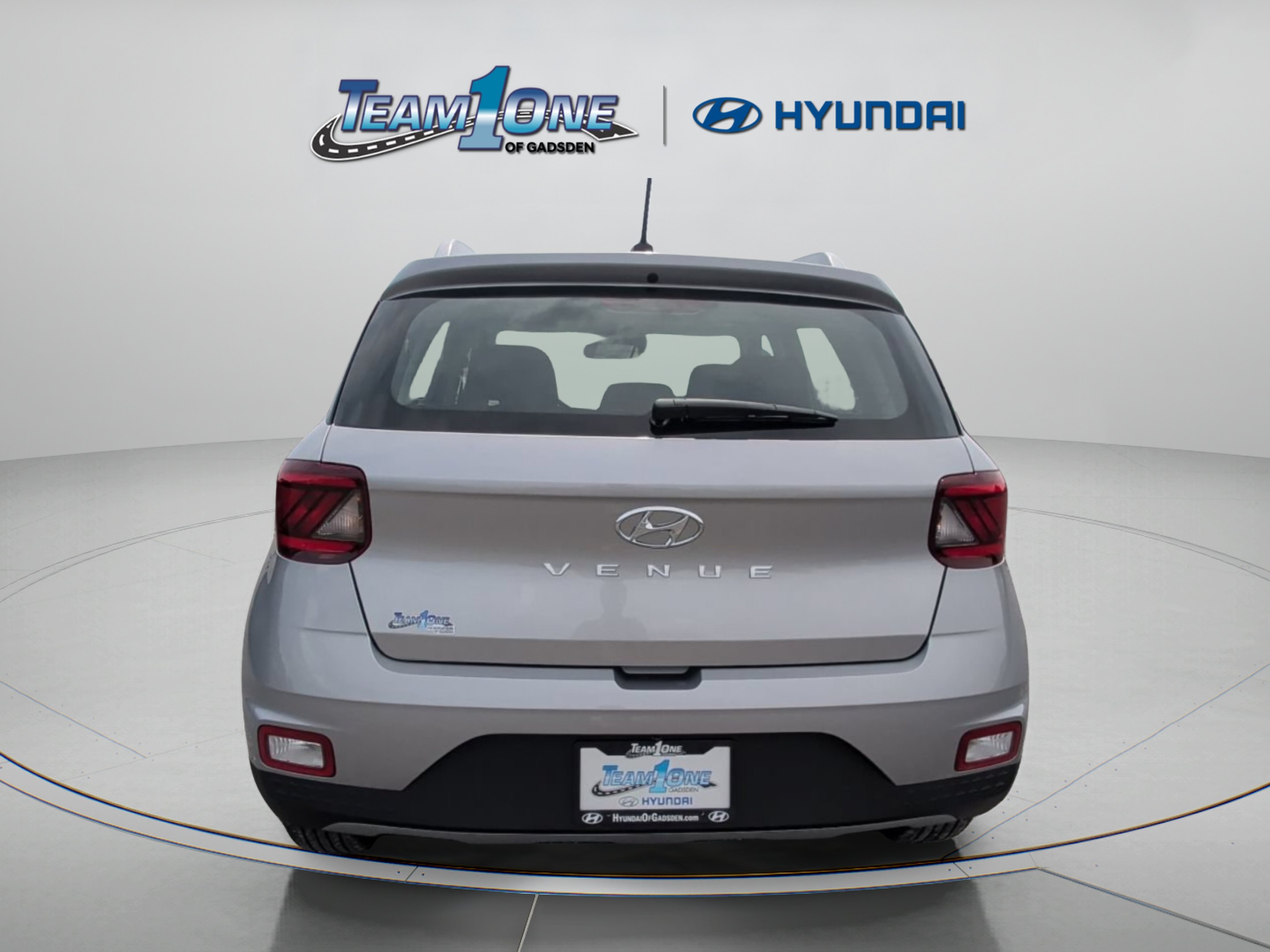 New 2026 Shimmering Silver Hyundai SEL image 7