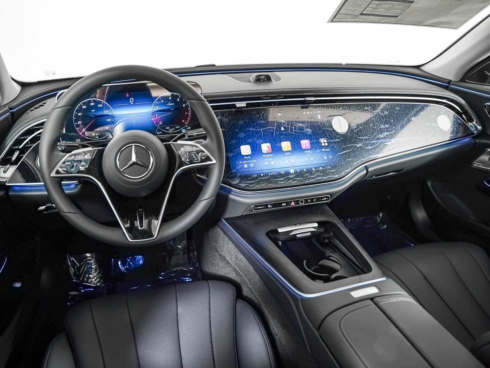 New 2027 Polar White Mercedes-Benz E 350 image 17