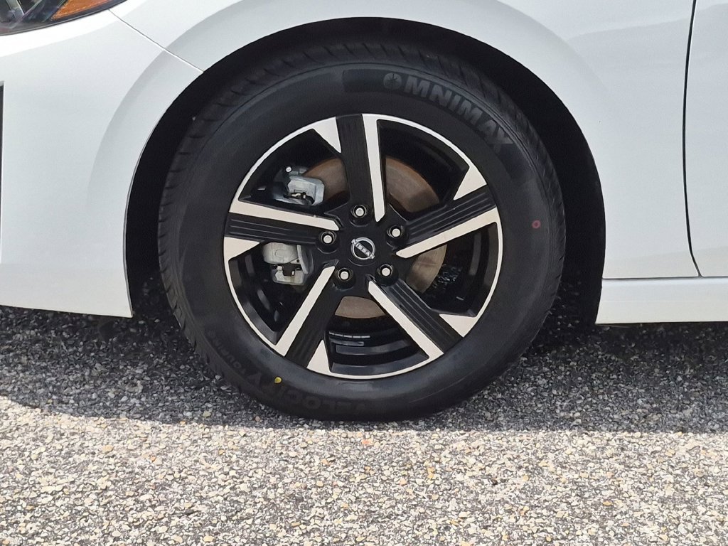 Used 2025 White Nissan SV image 13