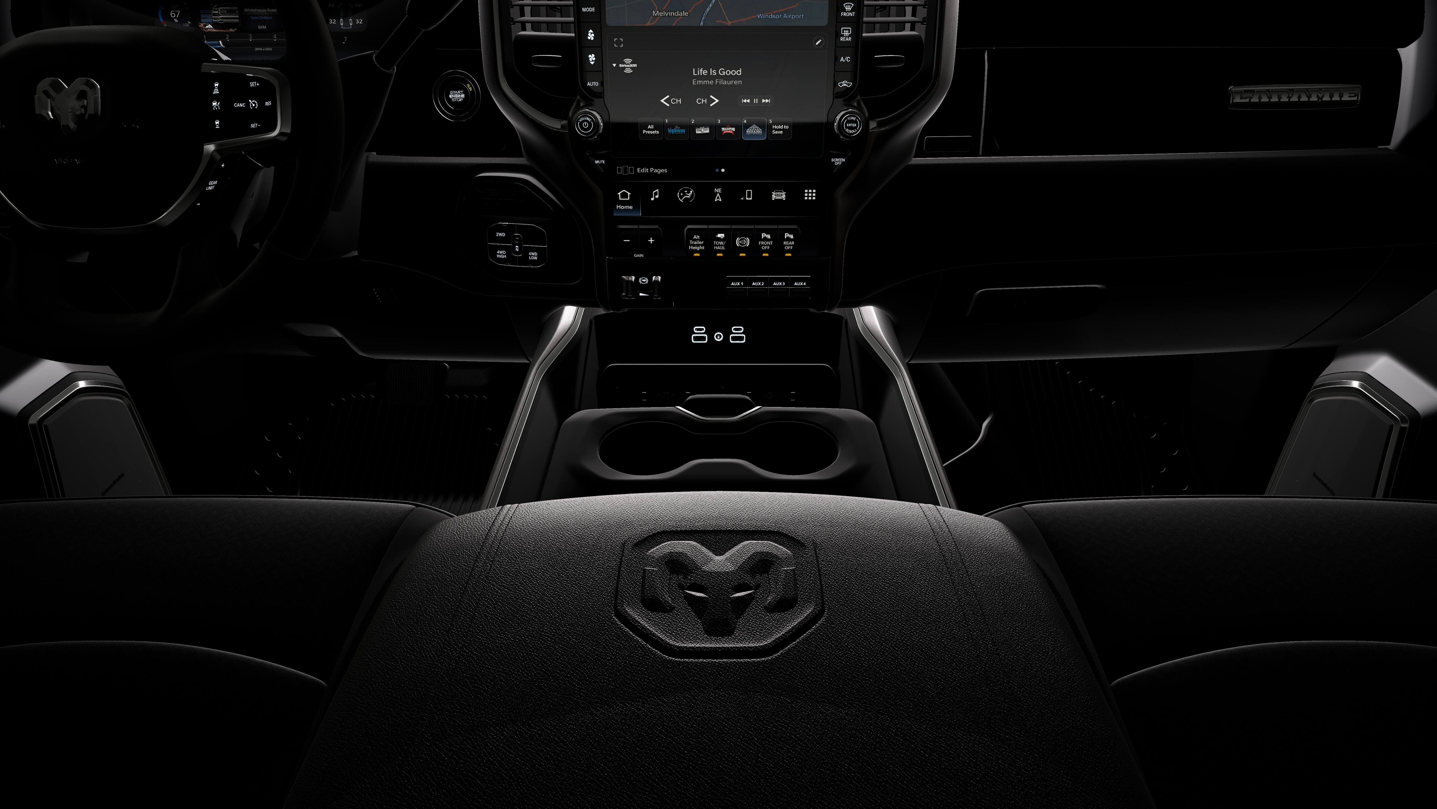 New 2026 Diamond Black Crystal Pearl-Coat Exterior Paint RAM LARAMIE image 5