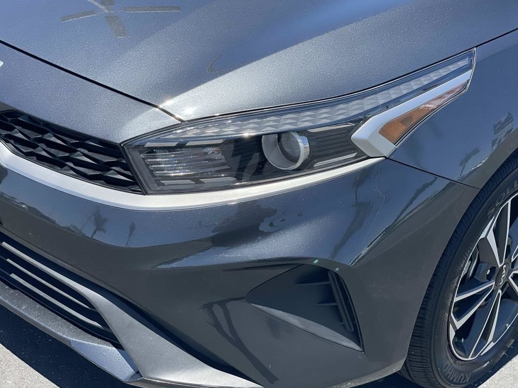 Used 2023 Gray Kia LXS image 28