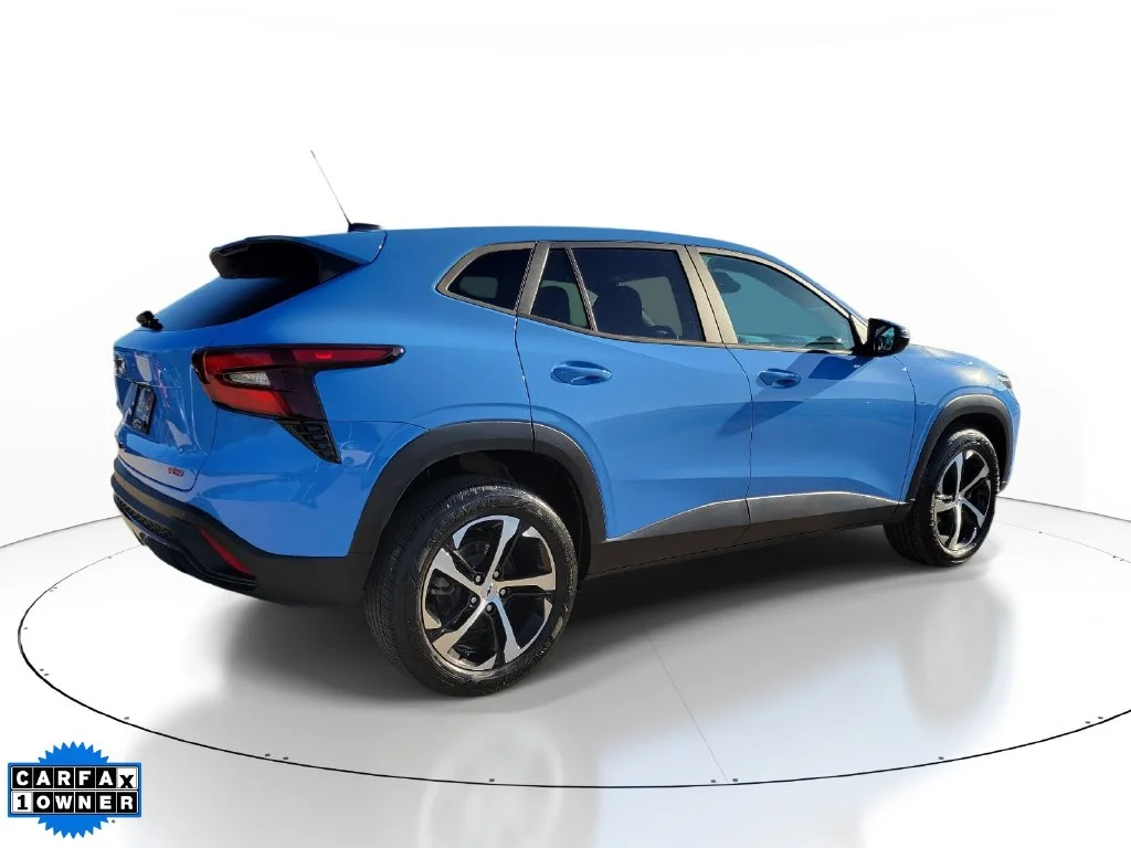 Used 2024 Blue Chevrolet 1RS image 4