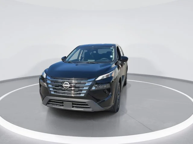 Used 2024 Black Nissan SV image 4
