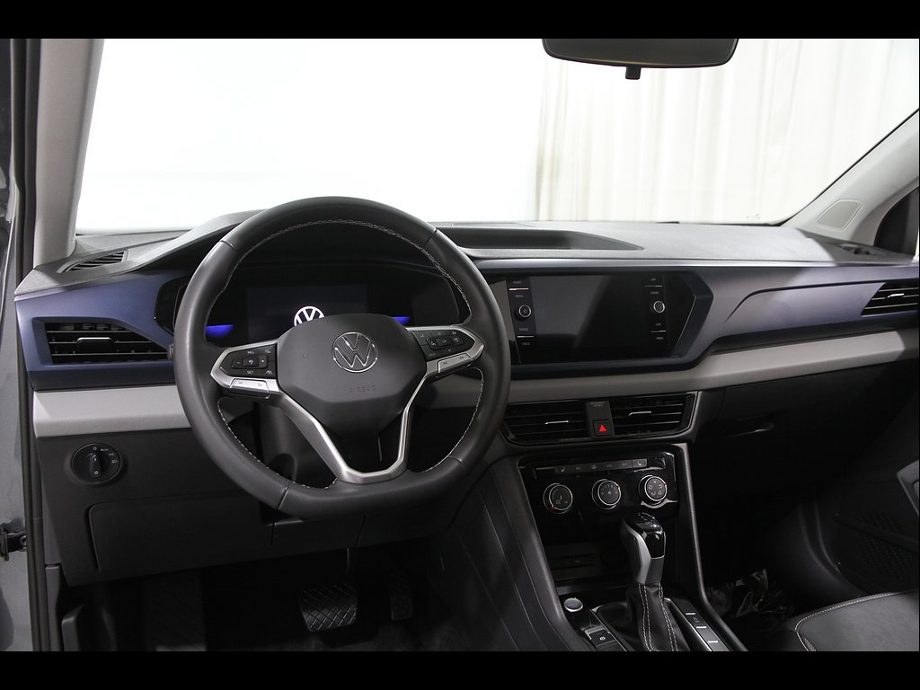 Used 2023 GRAY Volkswagen 1.5T SE 4Motion image 6