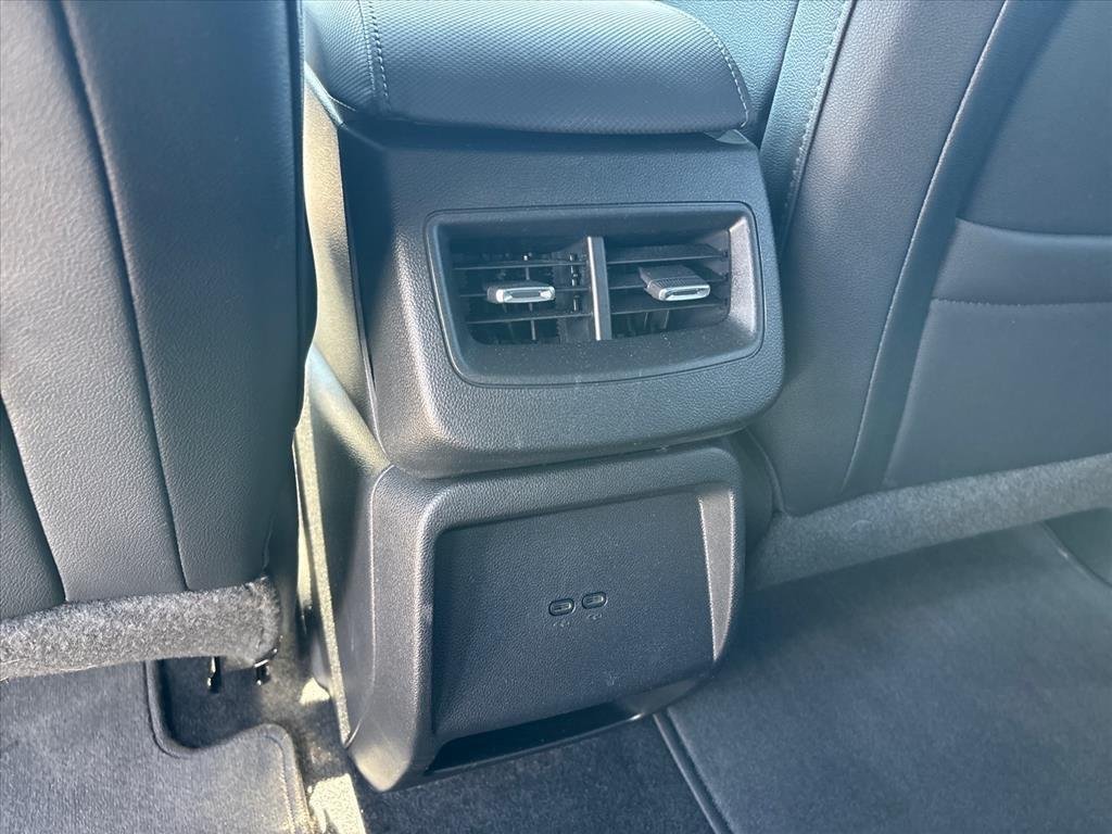 2024 Chevrolet Equinox EV Launch Edition - Photo 23