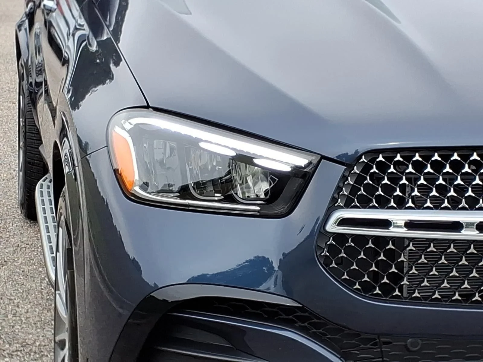 New 2026 BLUE Mercedes-Benz GLE 350 image 3