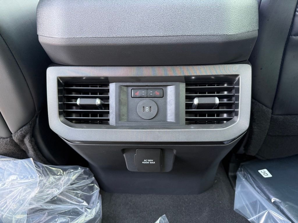 New 2026 Agate Black Metallic Ford F-350® Platinum® image 18