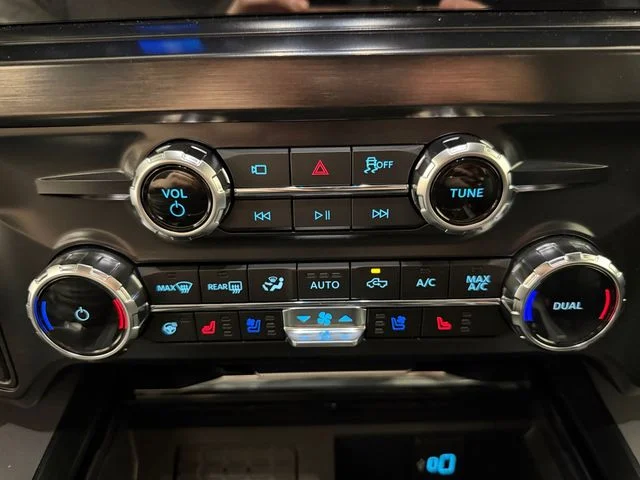 New 2026 Avalanche Ford Lariat image 17