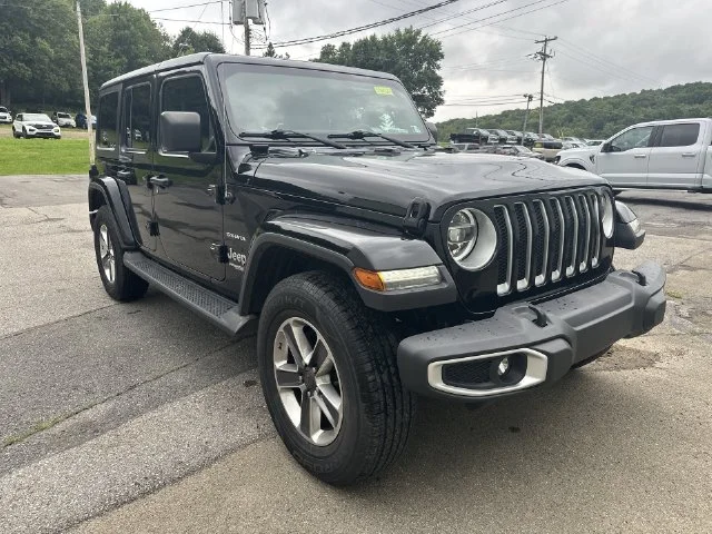 Used 2021 Black Jeep Unlimited Sahara image 18