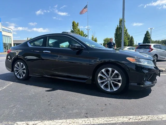 Used 2013 Crystal Black Pearl Honda EX-L image 4