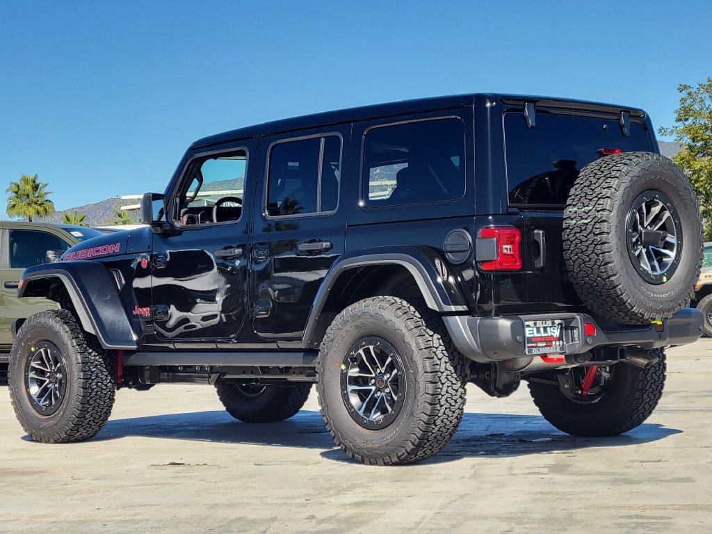 2027 Jeep Wrangler 4-Door photo 2