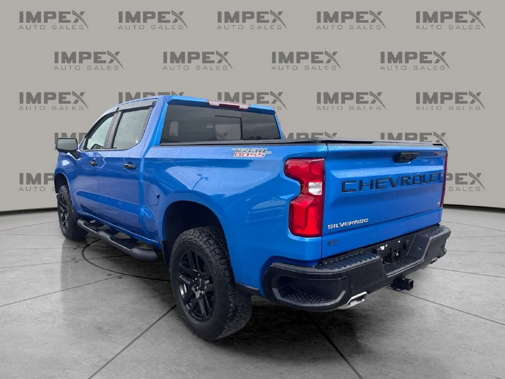 Used 2025 Blue Chevrolet LT Trail Boss image 3