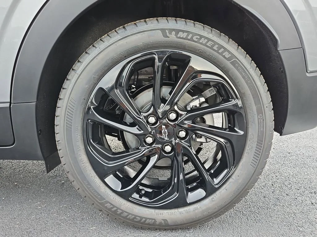 New 2027 Sterling Grey Metallic Chevrolet RS image 23