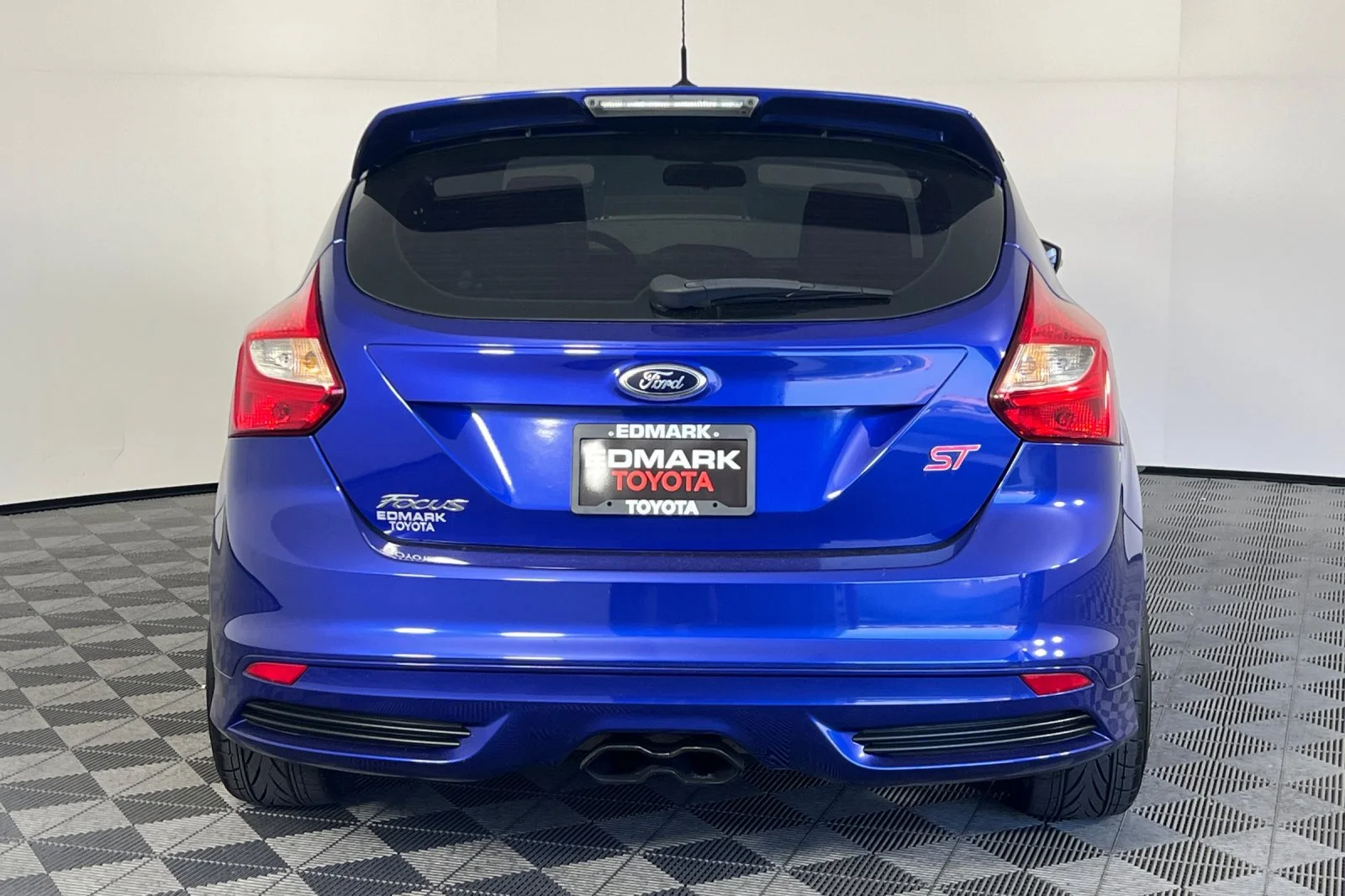 Used 2013 Blue Ford ST image 4