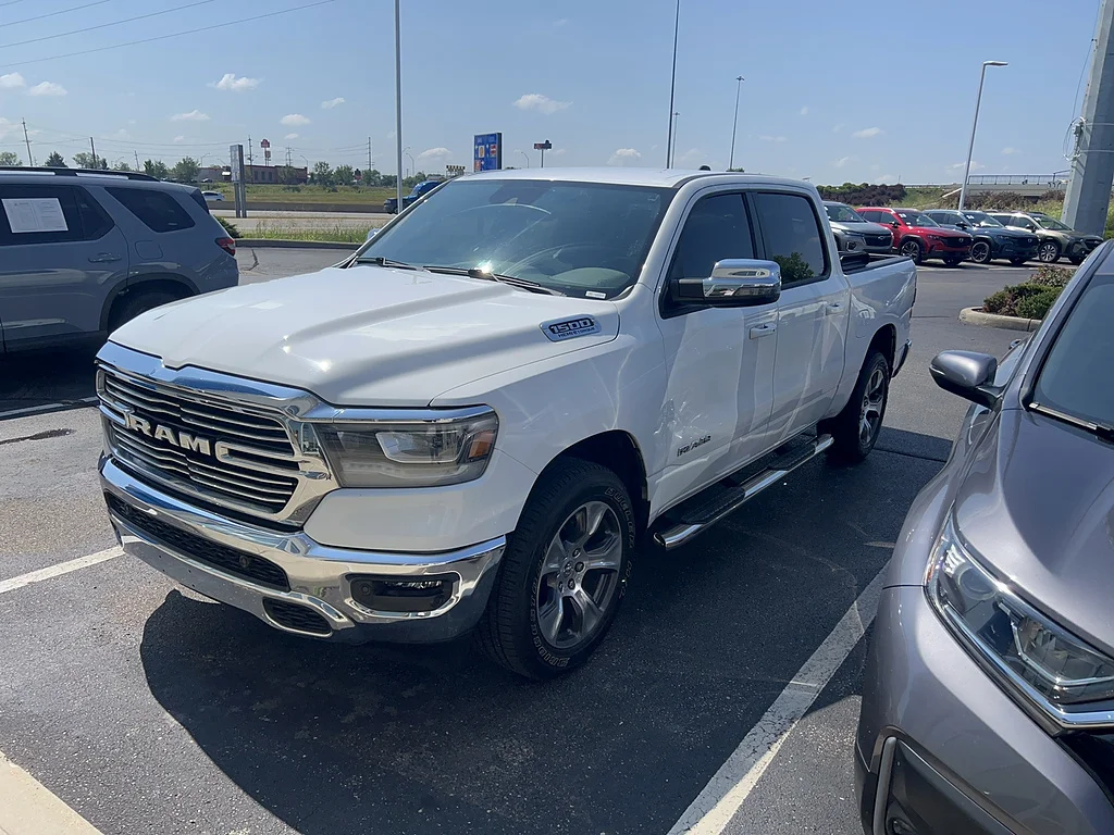 Used 2023 Bright White Clear Coat Ram Laramie image 31