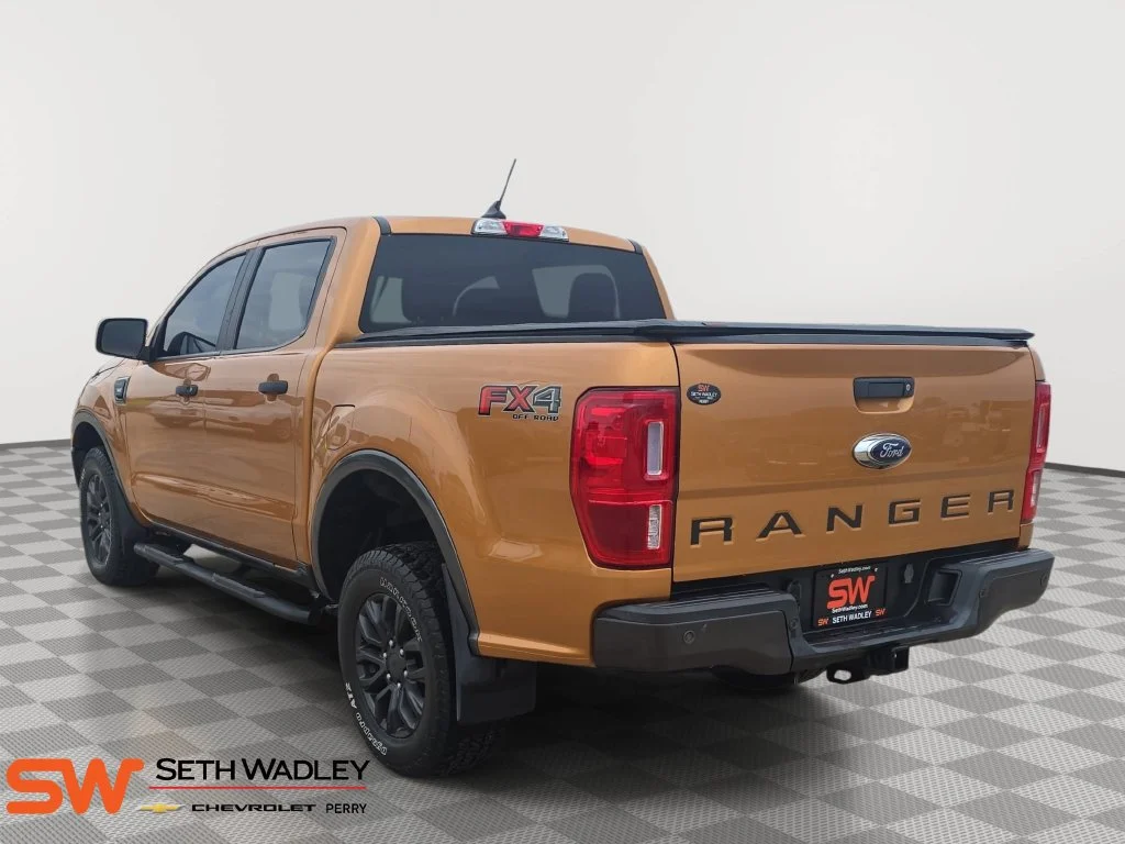 Used 2019 Orange Ford XLT image 5