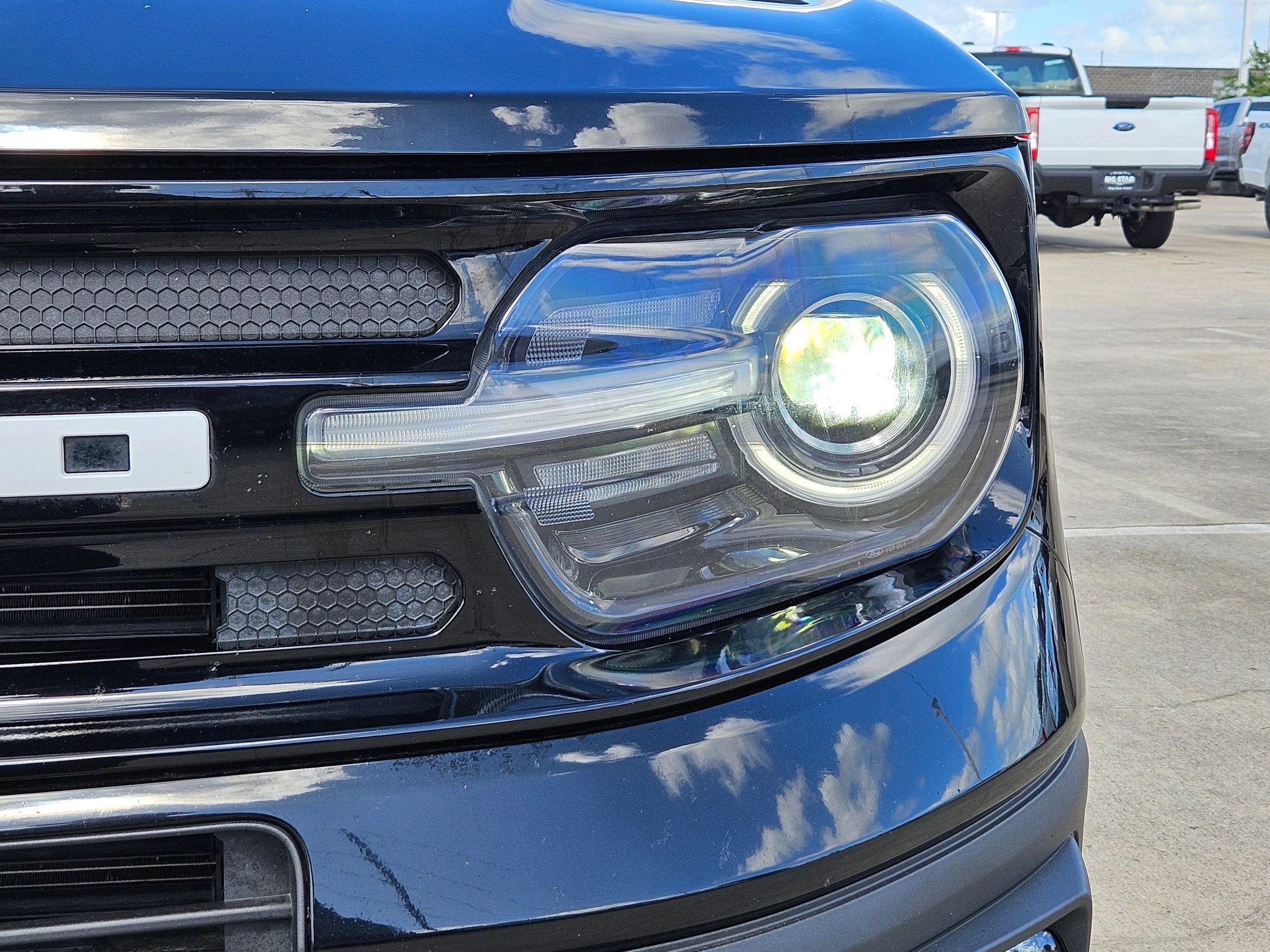 Used 2023 Shadow Black Ford Outer Banks image 9