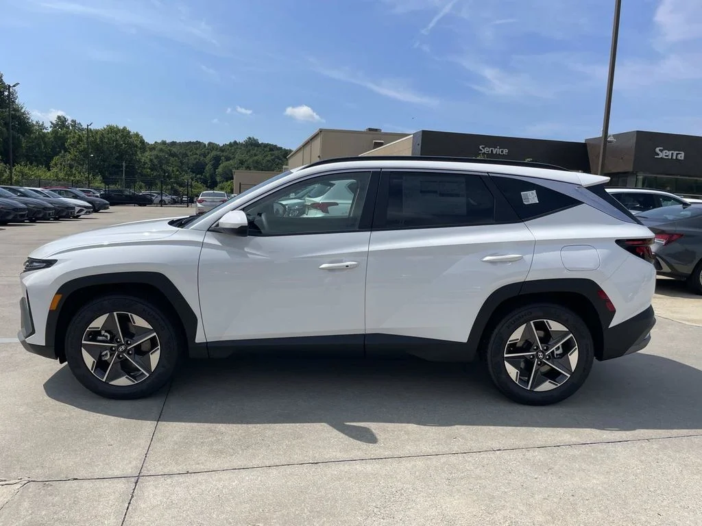 New 2026 White Hyundai SEL image 6