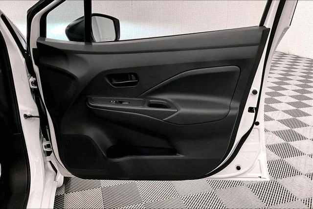 New 2025 Fresh Powder Nissan 1.6 S image 33