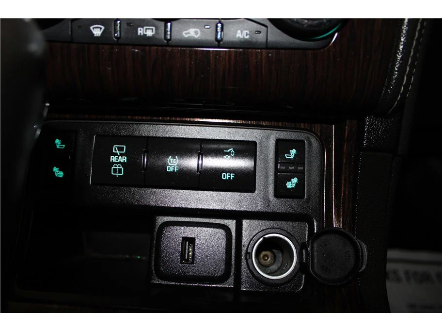 Used 2015 Tungsten Metallic Chevrolet LT image 30