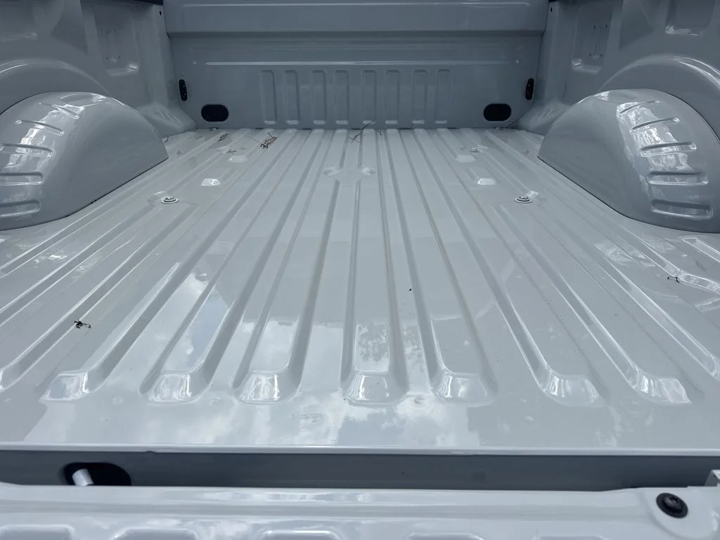 New 2026 Avalanche Ford XL image 18