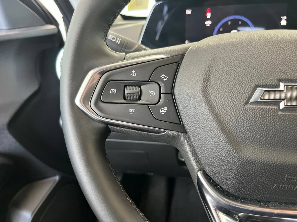 2025 Chevrolet Trax Activ - Photo 6