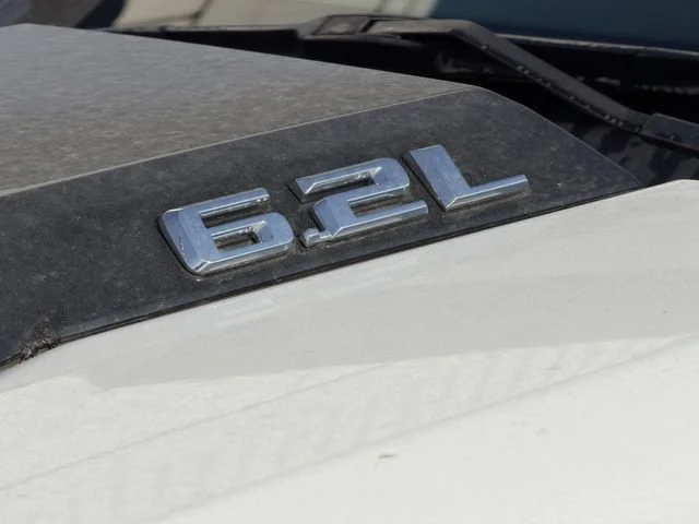 2026 Chevrolet Silverado 1500 ZR2 - Photo 9