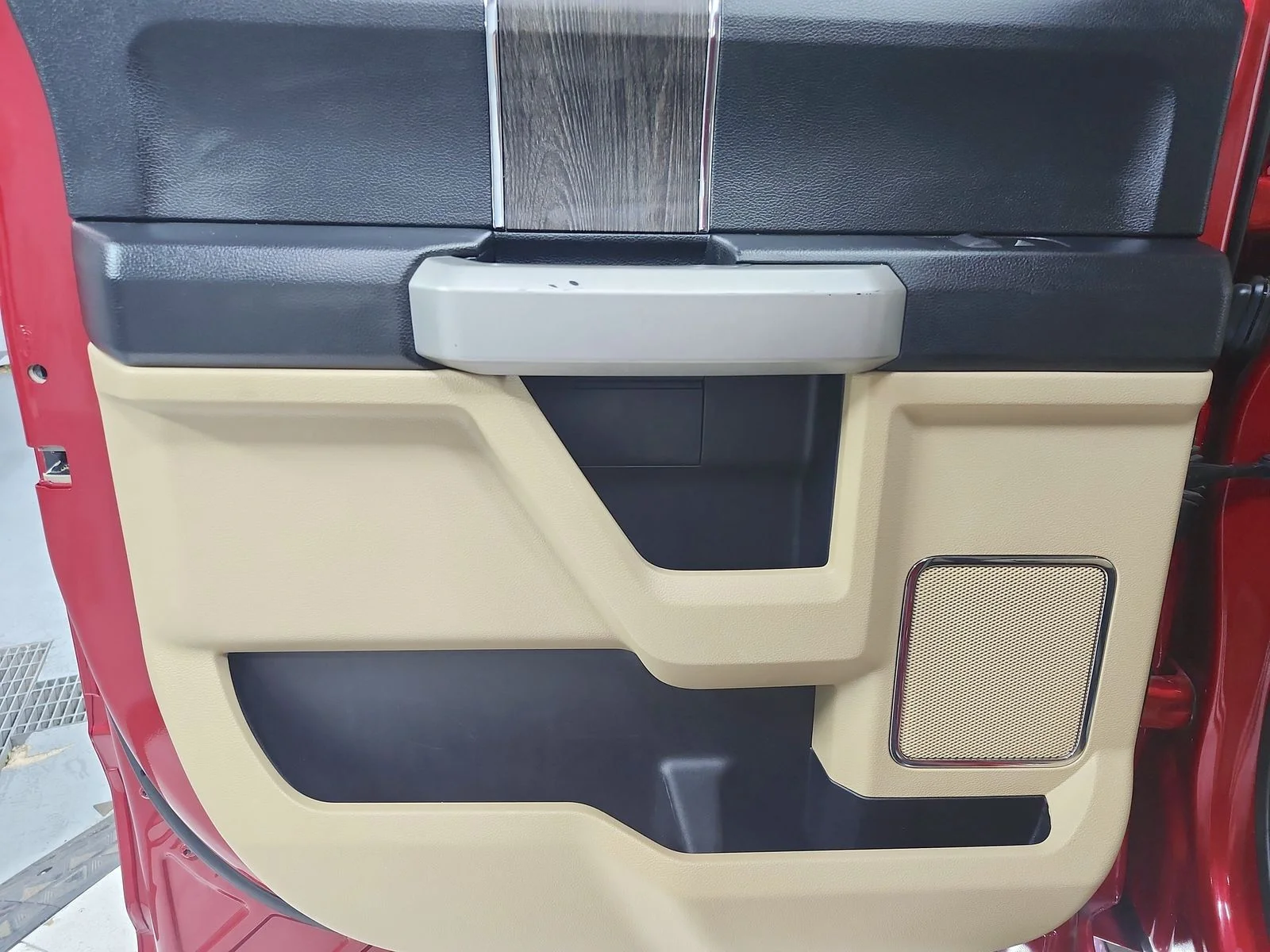 Used 2021 Red Ford Lariat image 35