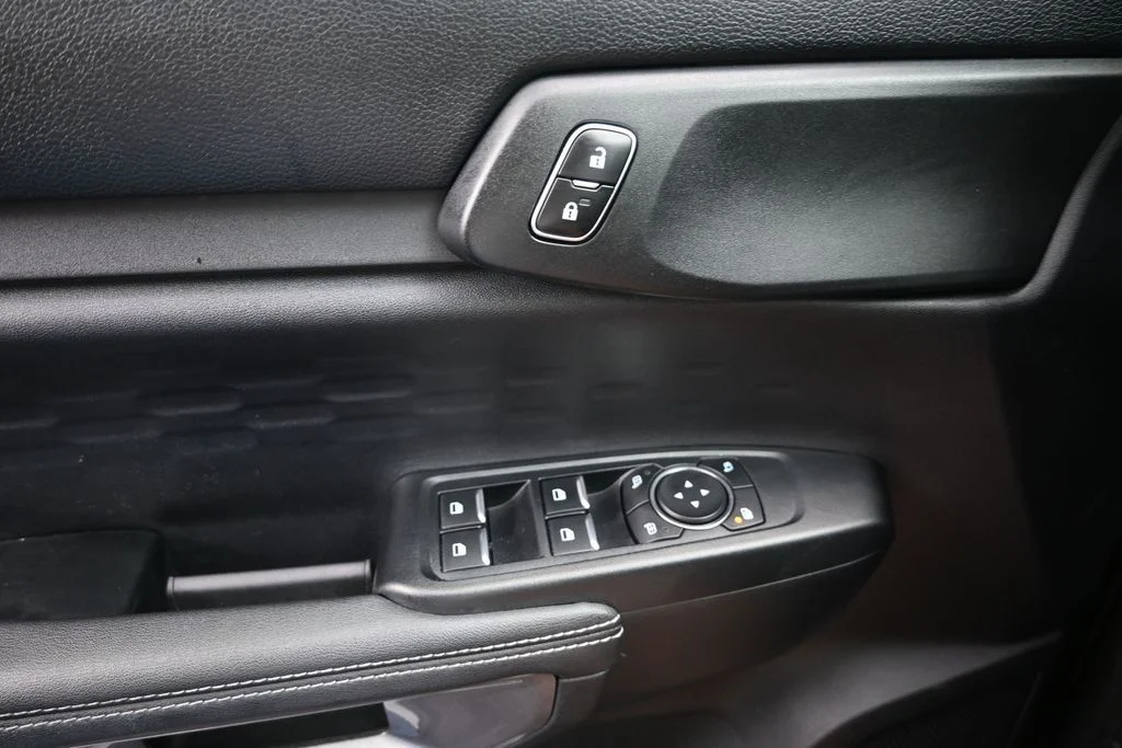 Used 2024 Gray Metallic Ford XLT image 21