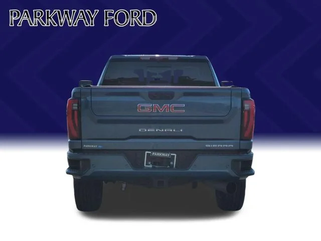 Used 2024 Blue GMC Denali image 4