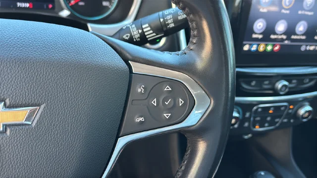 Used 2020 Red Chevrolet LT image 23