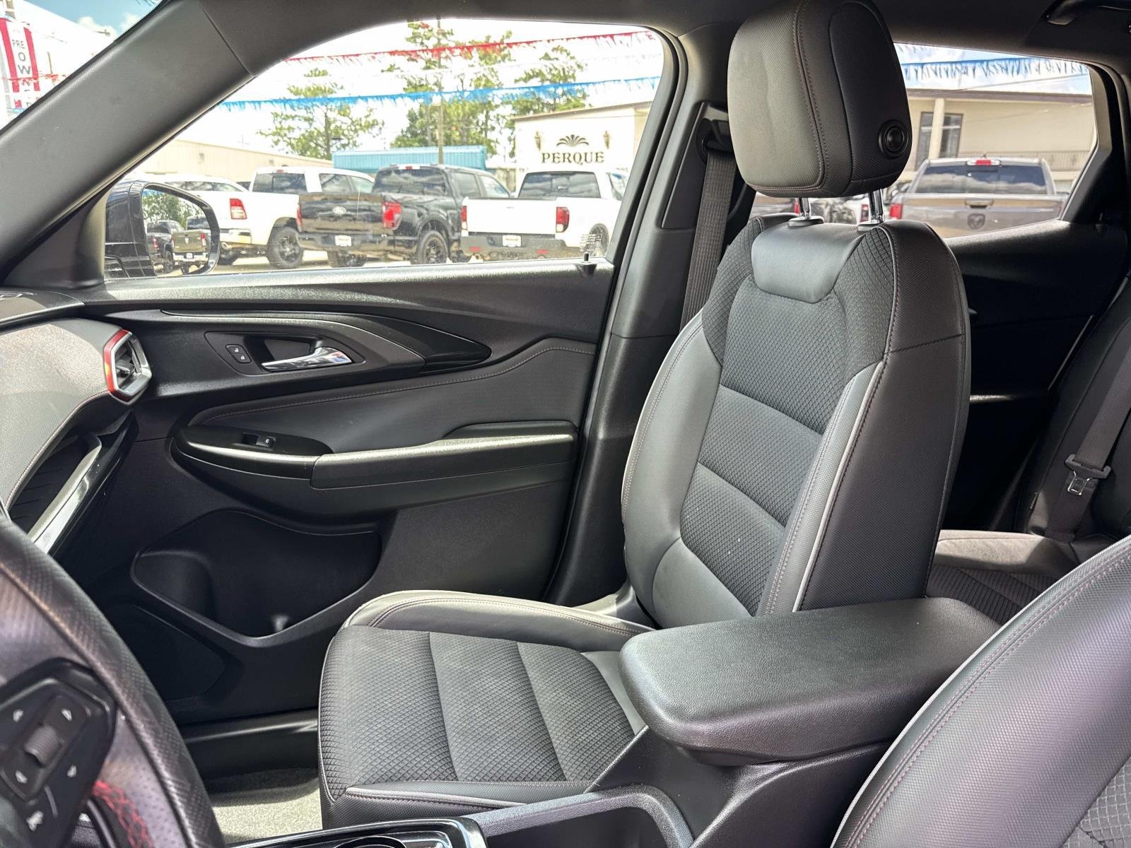 Used 2021 Mosaic Black Metallic Chevrolet RS image 15