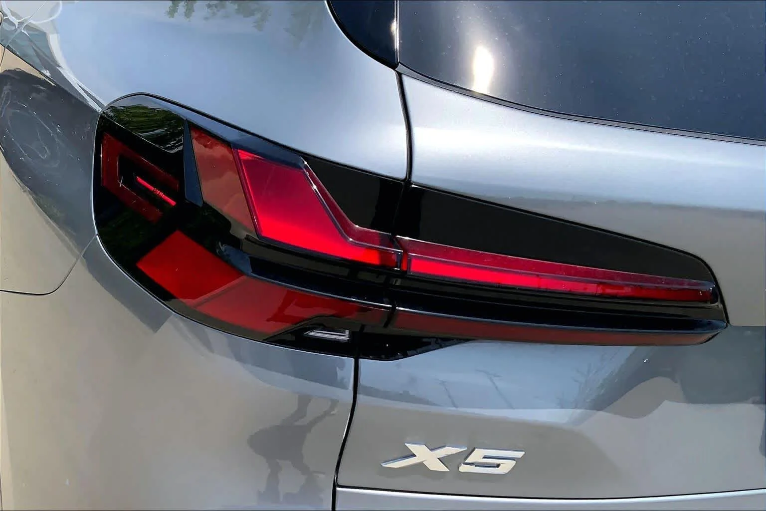 New 2026 Skyscraper Grey Metallic BMW xDrive50e image 14