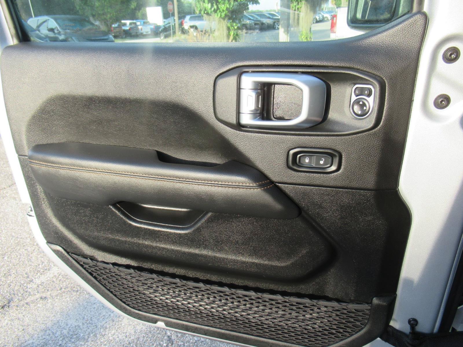 Used 2023 Silver Jeep High Altitude 4xe image 21