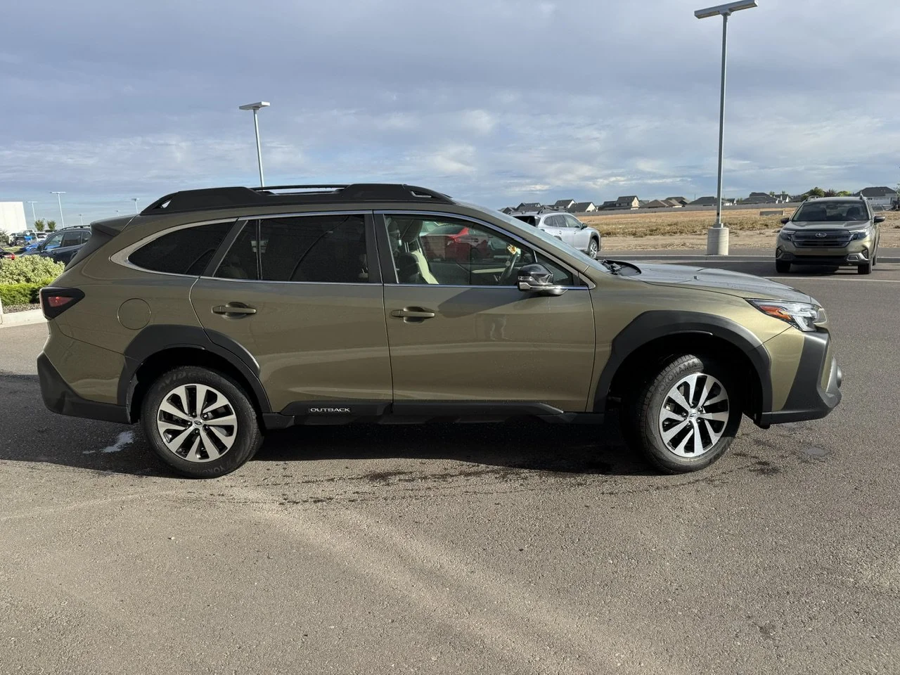 Used 2024 Autumn Green Metallic Subaru Premium image 6