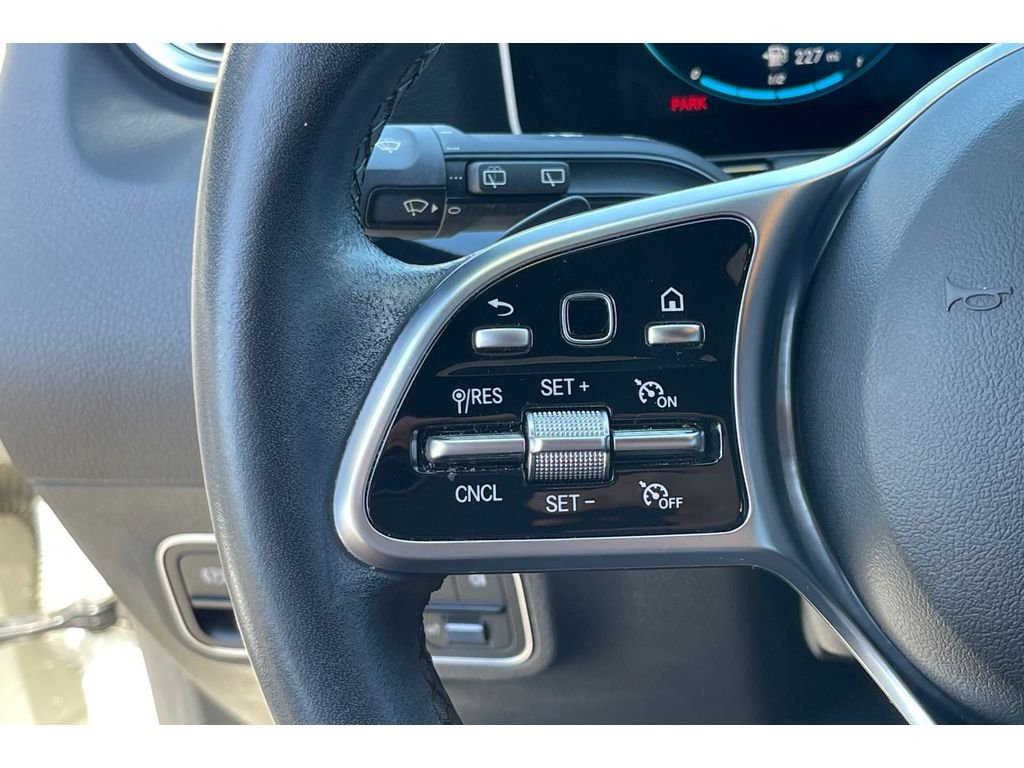 Used 2021 Polar White Mercedes-Benz 250 image 36