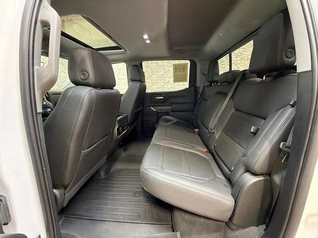 Used 2020 White Frost Tricoat GMC Denali image 15