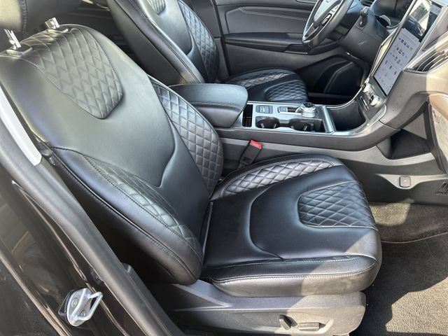 2024 Ford Edge Titanium - Photo 26