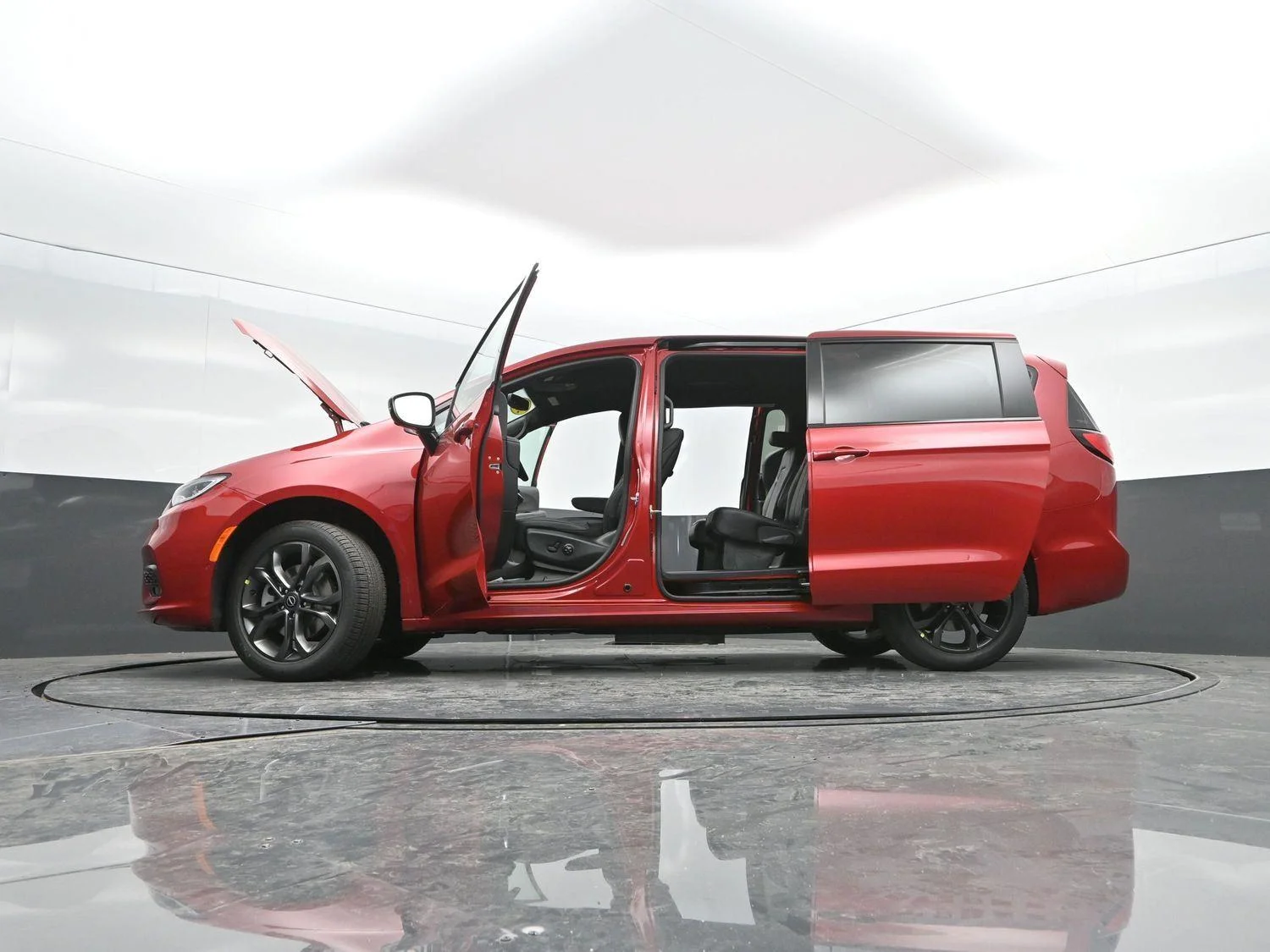 New 2026 Red Hot Pearl-Coat Exterior Paint Chrysler Select image 49