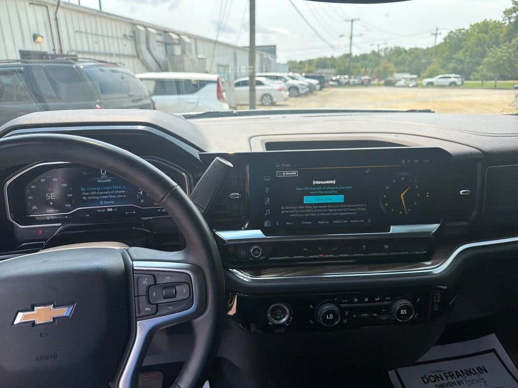 Used 2023 White Chevrolet LT image 20